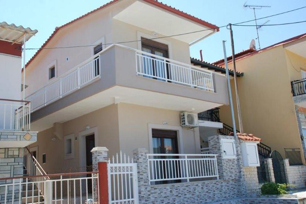 Marianna Apartments Nea Roda Buitenkant foto